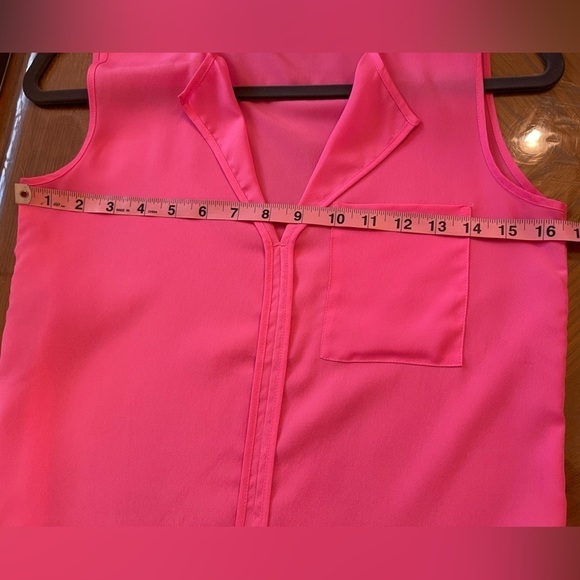 H&M Sleeveless Sheer Bright Pink Tank V neck Women’s Top Front Pocket Size 2 - Picture 6 of 7
